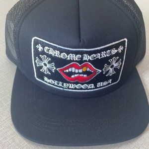 Chrome heart hat